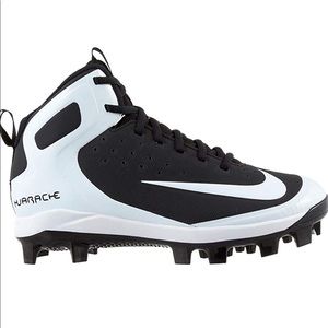 Nike Huarache Black and White baseball cleats